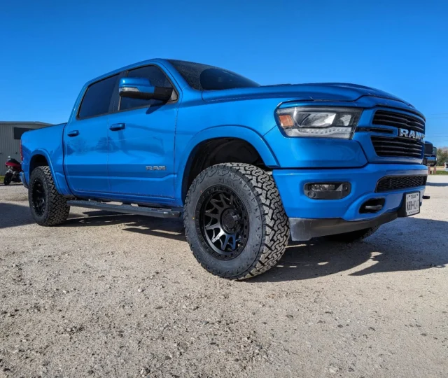 3.5" RC, 20X9 Lock Lunatic, 35X12.50 Venom XT